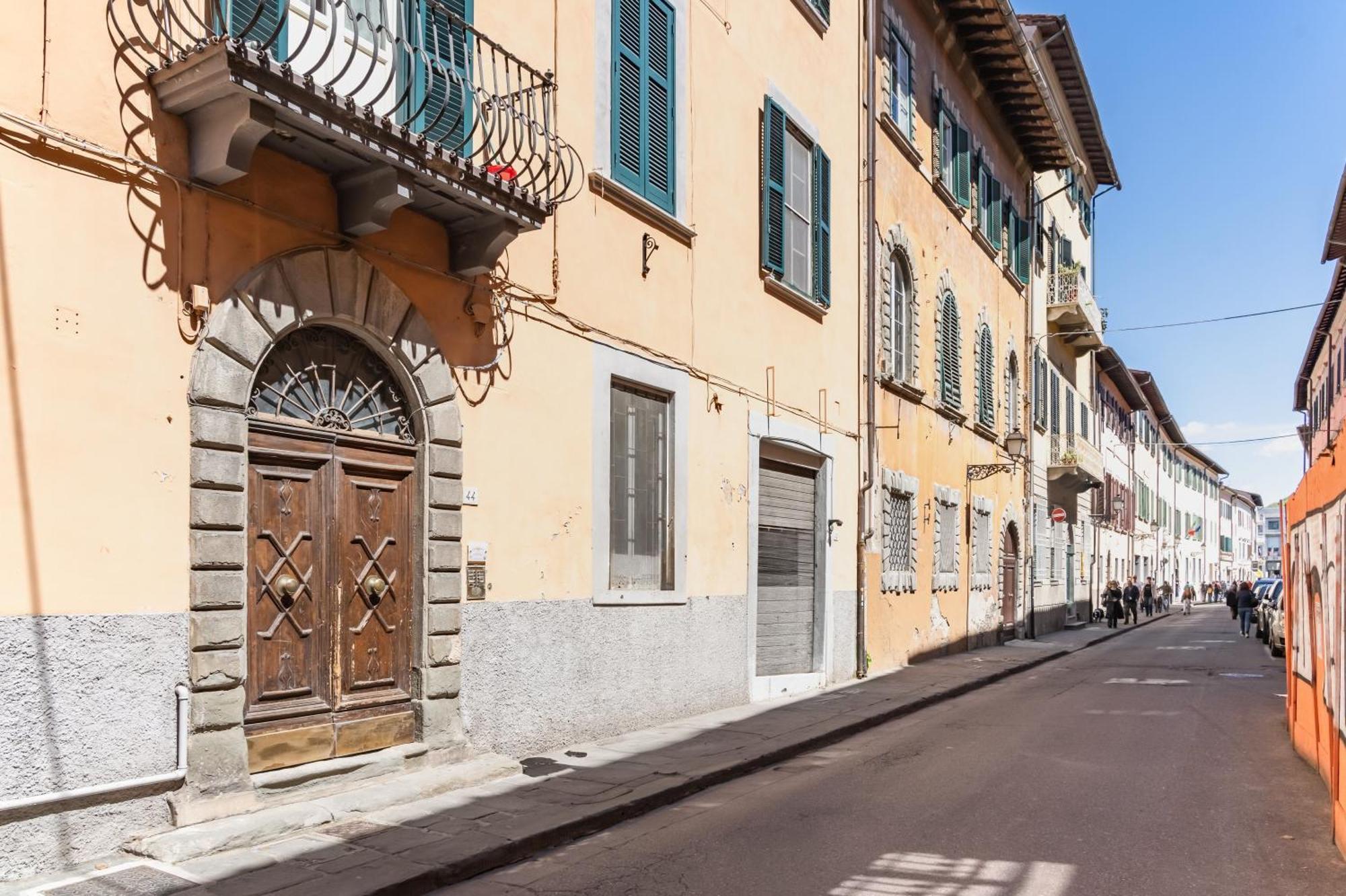 Hostly-garden House San Lorenzo-few Steps To Tower Apartment *